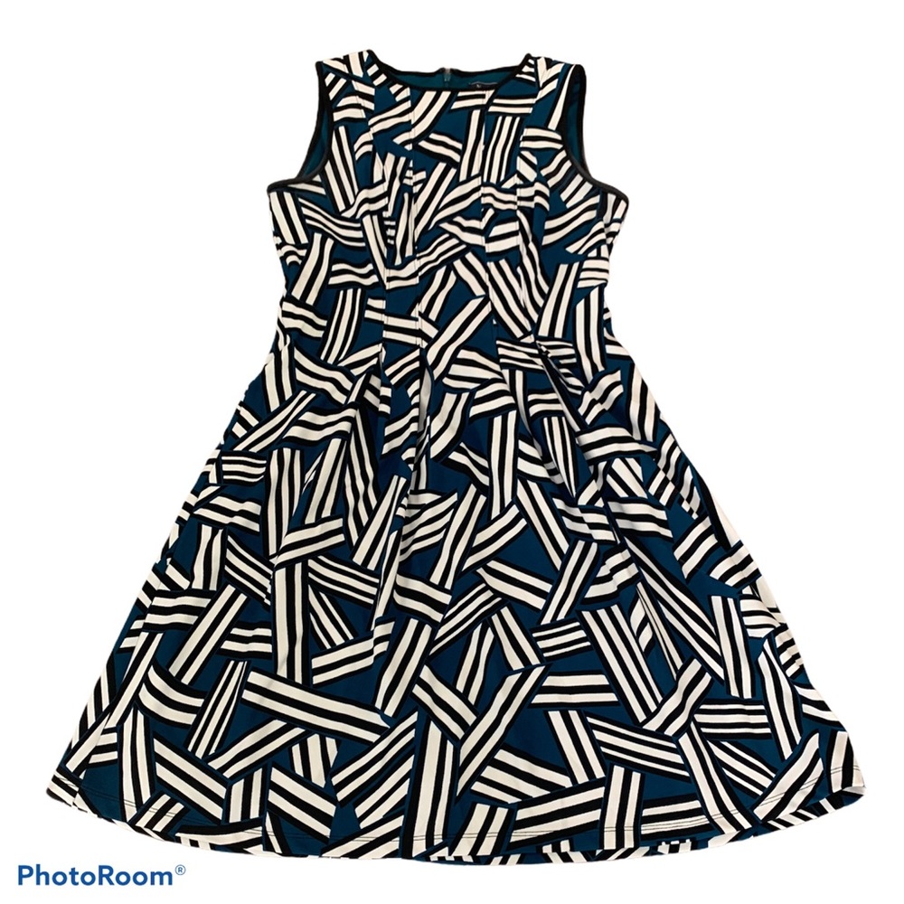 Women’s size 6 dress